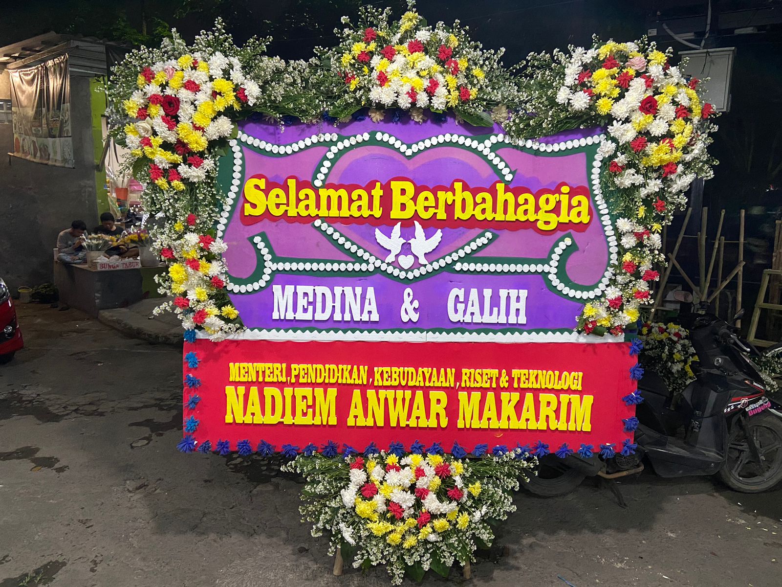Bunga Papan